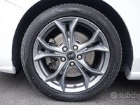 Usata Ford Focus ST-Line 120 CV (88 kW) 2021 Bianco Station wagon