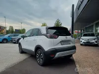 Usata Opel Crossland Elegance 131 CV (96 kW) 2024 Bianco SUV