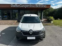 Usata Renault Kangoo 95 CV (69 kW) 2023 Bianco Monovolume