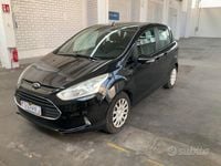 Usata Ford B-MAX Business Edition 95 CV (69 kW) 2014 Grigio Monovolume