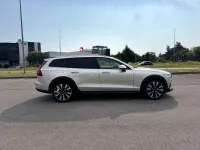 Usata Volvo V60 CC Business Edition 197 CV (144 kW) 2020 Grigio Station wagon