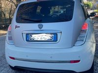 Usata Lancia Ypsilon 60 CV (44 kW) 2008 Bianco Utilitaria
