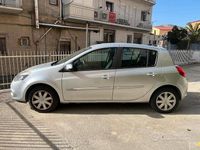 Usata Renault Clio II 75 CV (55 kW) 2010 Grigio Berlina