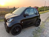 Usata Smart ForTwo Electric Drive Prime 60 kW (82 CV) 2018 Nero Cabrio