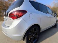 Usata Opel Meriva Design Edition 136 CV (100 kW) 2015 Argento Monovolume