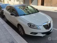 Usata Lancia Delta 120 CV (88 kW) 2010 Utilitaria