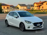 Usata Mazda 2 Essence 90 CV (66 kW) 2018 Bianco Berlina