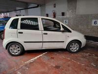 Usata Fiat Idea Active 77 CV (56 kW) 2011 Bianco Monovolume