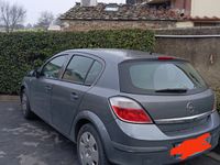 usata Opel Astra 2005 pochi km