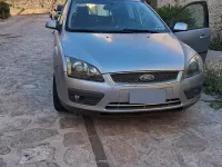 Usata Ford Focus 109 CV (80 kW) 2005 Grigio Station wagon