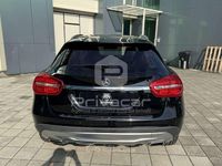 Usata Mercedes GLA220 177 CV (130 kW) 2015 Nero SUV