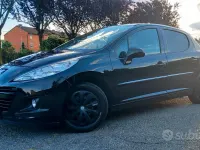 Usata Peugeot 207 73 CV (53 kW) 2013 Nero Berlina