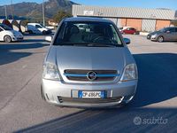 Usata Opel Meriva Cosmo 75 CV (55 kW) 2004 Grigio Monovolume