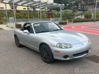 Usata Mazda MX5 110 CV (80 kW) 1998 Grigio Cabrio