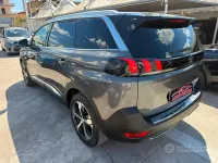 Usata Peugeot 5008 GT-line 120 CV (88 kW) 2017 Grigio Station wagon