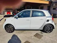 Occasion Smart ForFour Passion 71 ch (52 kW) 2015 Blanc Citadine