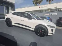 Usata Jaguar I-Pace SE 294 kW (400 CV) 2023 Ostuni pearl white SUV