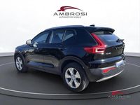 Usata Volvo XC40 Momentum 129 CV (94 kW) 2022 Nero SUV