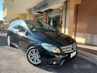 Usata Mercedes B180 Executive 109 CV (80 kW) 2013 Nero Utilitaria