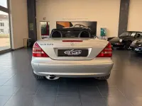 Usata Mercedes SLK320 218 CV (160 kW) 2001 Argento Cabrio