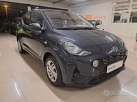 Usata Hyundai i10 Advanced 67 CV (49 kW) 2021 Gray Utilitaria