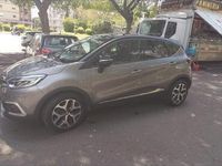 Usata Renault Captur 95 CV (69 kW) 2019 Grigio SUV