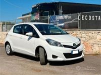 Gebraucht Toyota Yaris Lounge 90 PS (66 kW) 2011 Weiß Limousine