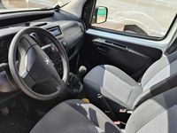 Usata Peugeot Bipper 75 CV (55 kW) 2011 Bianco Monovolume