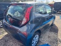 Usata Toyota Aygo Connect Style 72 CV (52 kW) 2021 Grigio Utilitaria