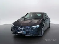 Usata Mercedes A180 AMG 136 CV (100 kW) 2024 Nero notte Berlina