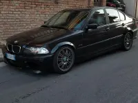 Usata BMW 320 Efficient Dynamics 136 CV (100 kW) 1999 Nero Berlina