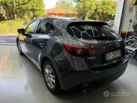 Usata Mazda 3 Exceed 150 CV (110 kW) 2015 Grigio Berlina