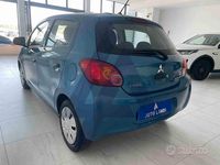 Usata Mitsubishi Space Star Invite 70 CV (51 kW) 2016 Blu Berlina