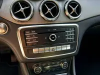Usata Mercedes GLA200 136 CV (100 kW) 2017 Nero SUV