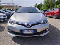 usata Toyota Auris Hybrid -