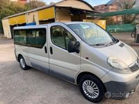 Usata Opel Vivaro 120 CV (88 kW) 2011 Grigio Monovolume