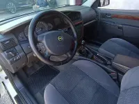 Usata Opel Omega 136 CV (100 kW) 2000 Bianco Berlina