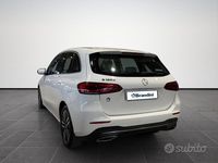 Usata Mercedes B180 Premium 116 CV (85 kW) 2021 Bianco Monovolume