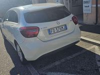Usata Mercedes A180 Business 109 CV (80 kW) 2016 Bianco Berlina