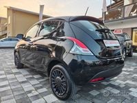 Usata Lancia Ypsilon 70 CV (51 kW) 2023 Grigio Utilitaria