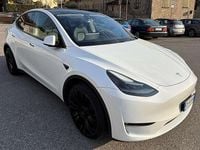 Usata Tesla Model Y 152 kW (208 CV) 2023 Bianco SUV
