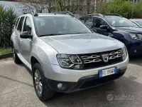 Usata Dacia Duster Ambiance 114 CV (83 kW) 2017 Grigio argento SUV