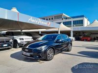 Usata Infiniti Q30 Business 108 CV (79 kW) 2016 Nero Berlina