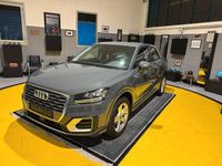 Usata Audi Q2 Sport 116 CV (85 kW) 2020 Grigio chiaro SUV
