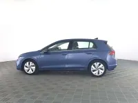 Usata VW Golf VIII Style 150 CV (110 kW) 2025 Anemone blue Utilitaria