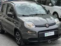 Usata Fiat Panda Cross Cross 70 CV (51 kW) 2022 Grigio Utilitaria