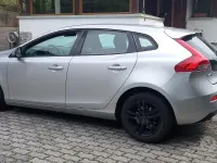 Usata Volvo V40 120 CV (88 kW) 2018 Grigio Station wagon