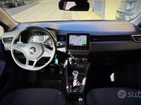 Usata Renault Clio V Evolution 100 CV (73 kW) 2022 Grigio Berlina