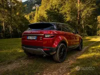 Usata Land Rover Range Rover evoque 150 CV (110 kW) 2015 Rosso SUV