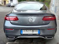 Usata Mercedes E220 AMG line 194 CV (142 kW) 2018 Grigio Coupé